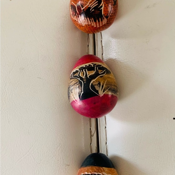 Hand Carved Animal Print Decorative Bowl With Sandstone Eggs Kenya - Picture 5 of 9